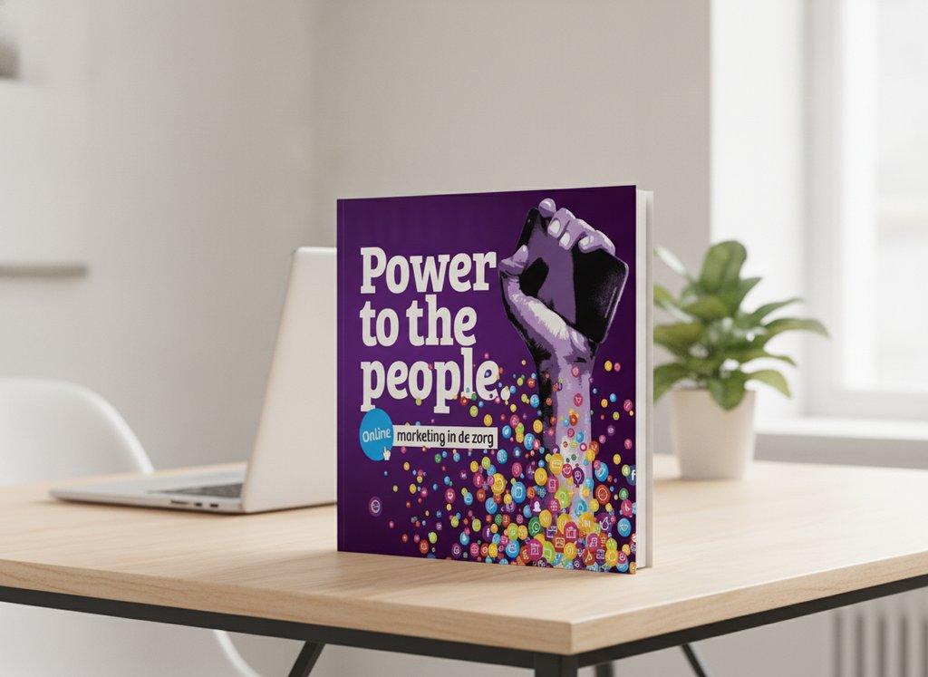Online marketing in de zorg van Marian Draaisma als 3D-boek op een bureau